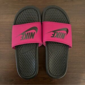 Nike Slides Size 8 Sandals Slippers Pink Magenta Black